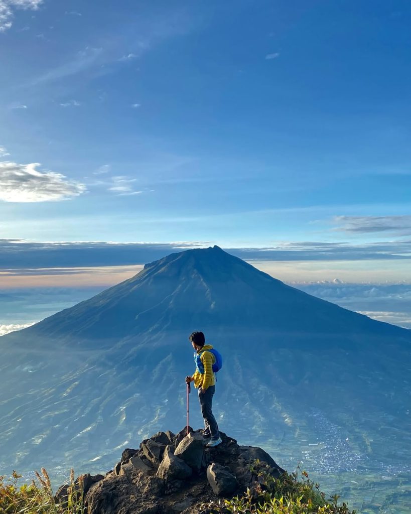 Biaya Mendaki Gunung Sindoro Alera Adventure (SC IG fahmi_afzy)