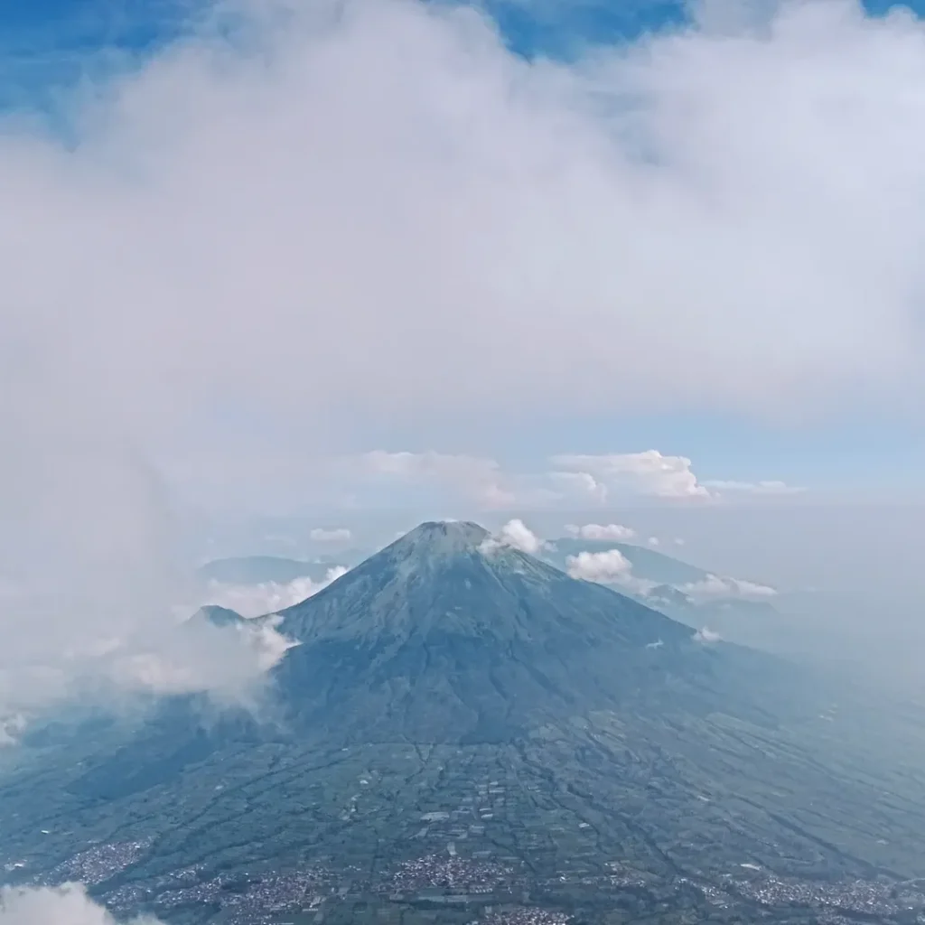 Sejarah Gunung Sumbing Alera Adventure (SC IG gehan.rayan) (3)