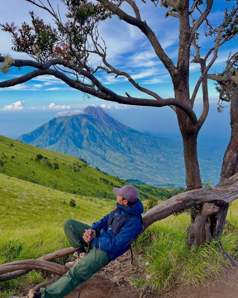 Wisata Gunung Paling Populer di Indonesia Alera Adventure (SC IG fikriputracilacap5528) (2)