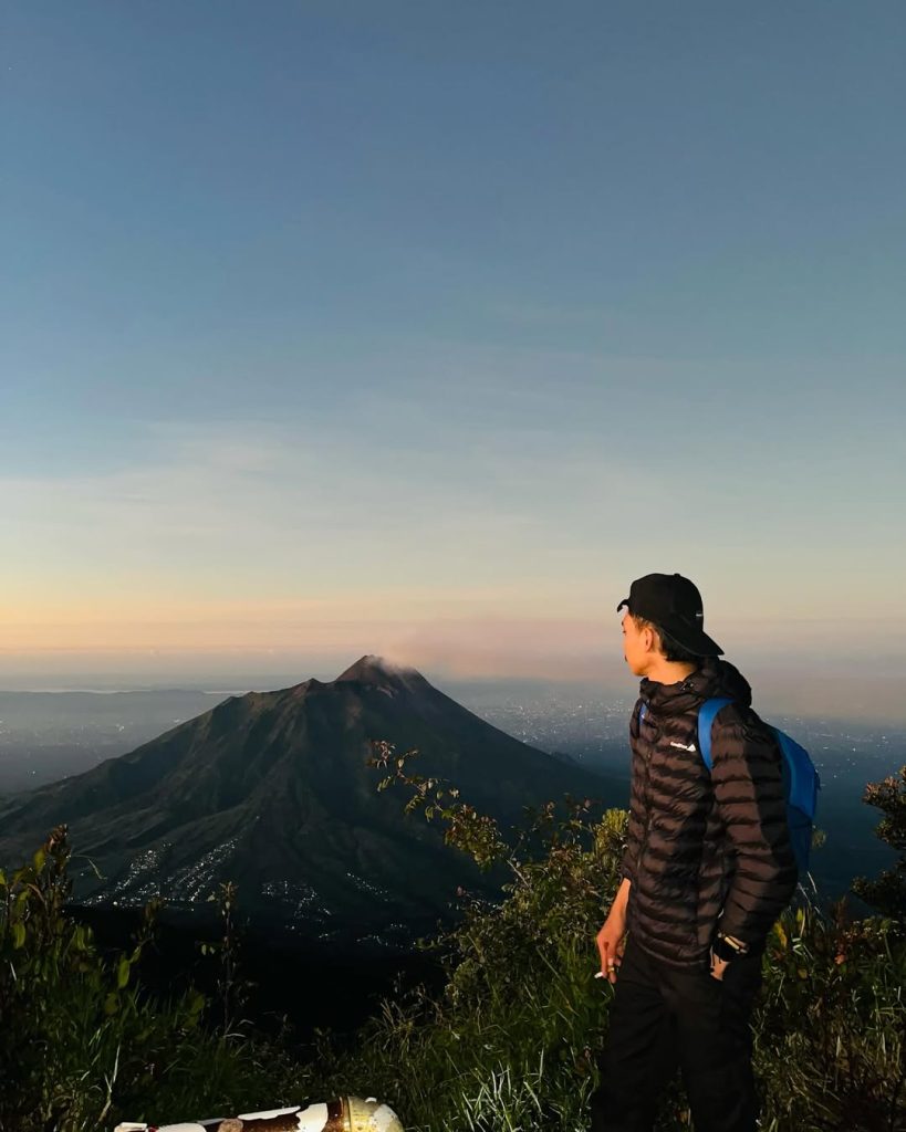 Wisata Gunung dengan Hutan Pinus Alera Adventure (SC IG hendikasuprayetno_) (2)