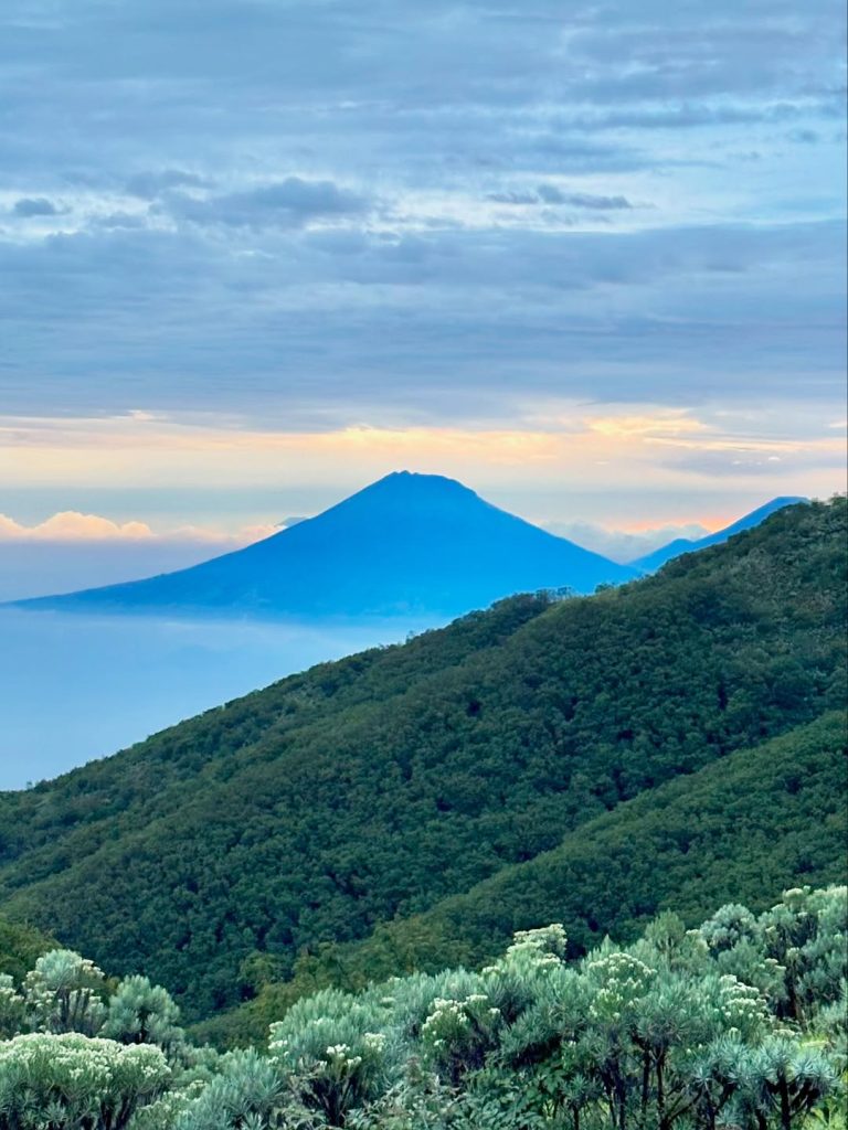 rekomendasi-ransel-untuk-mendaki Alera Adventure (SC IG (ezaonlyone2))