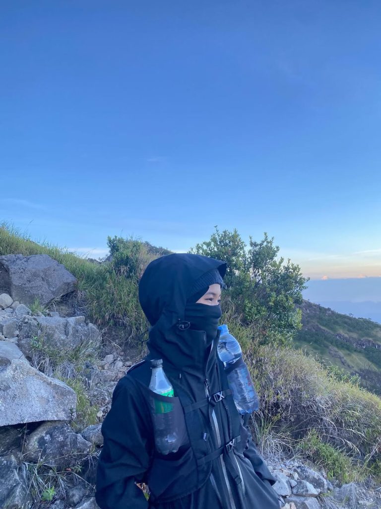 Itinerary Pendakian GUnung Sumbing Via Kaliangkrik (SC IG _apiiiiii1)