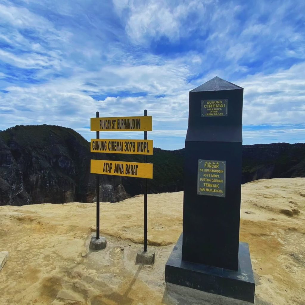 Itinerary Pendakian Gunung Ciremai (SC IG all.about_aid)