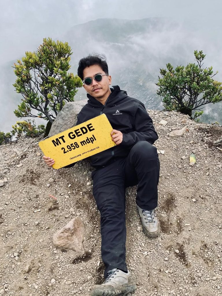 Itinerary Pendakian Gunung Gede (SC IG alifmusaa) (2)