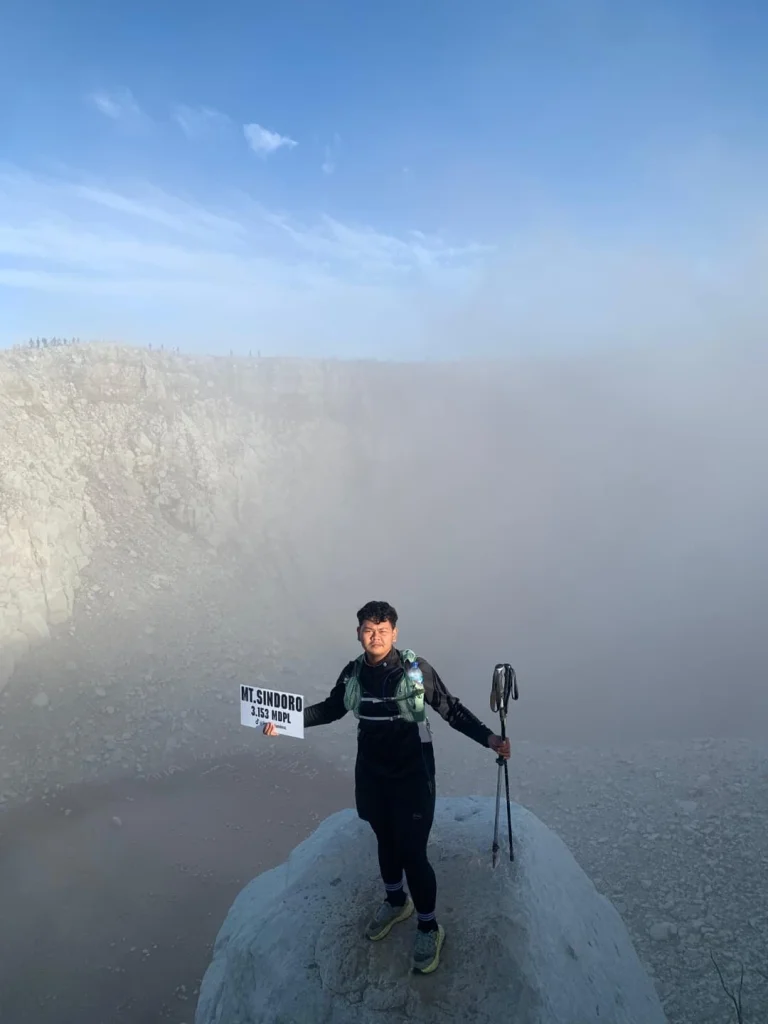 Itinerary Pendakian Gunung Sindoro (SC IG radityaekaramadhan_) (3)