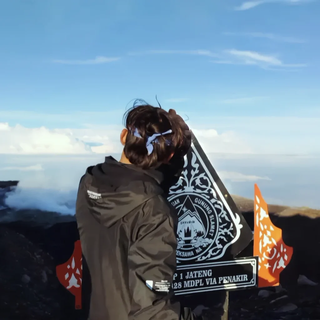 Itinerary Pendakian Gunung Slamet (SC IG _naufallannaw)