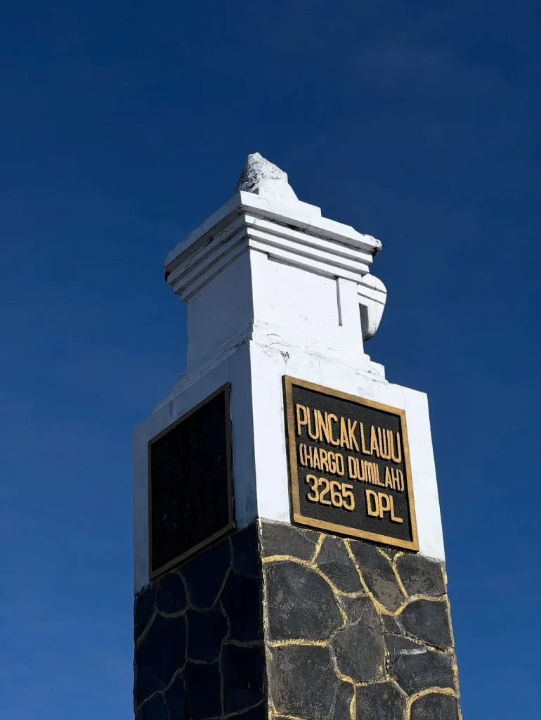 Itinerary Pendakian Gunung Lawu Via Cemoro Sewu danwyz11