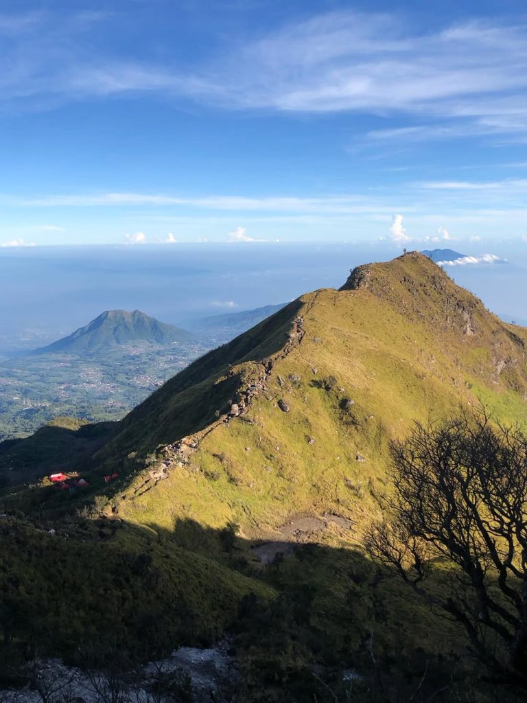 Itinerary Pendakian Gunung Merbabu Via Wekas (SC IG z4aa2aa__)