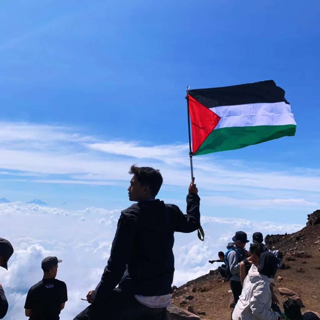 Itinerary Pendakian Gunung Slamet Via Bambangan (SC IG mhdzdnan_)