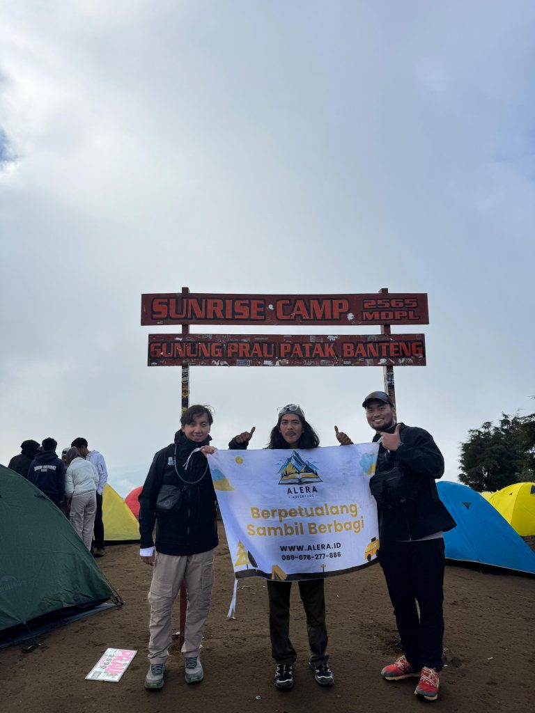 Private Trip Gunung Prau Via Dwarawati Alera Adventure