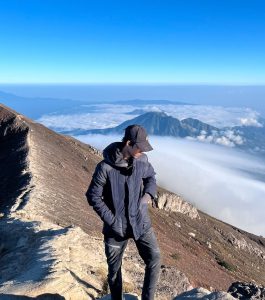 Biaya Mendaki Gunung Agung Alera Adventure(sc ig al_basyier)
