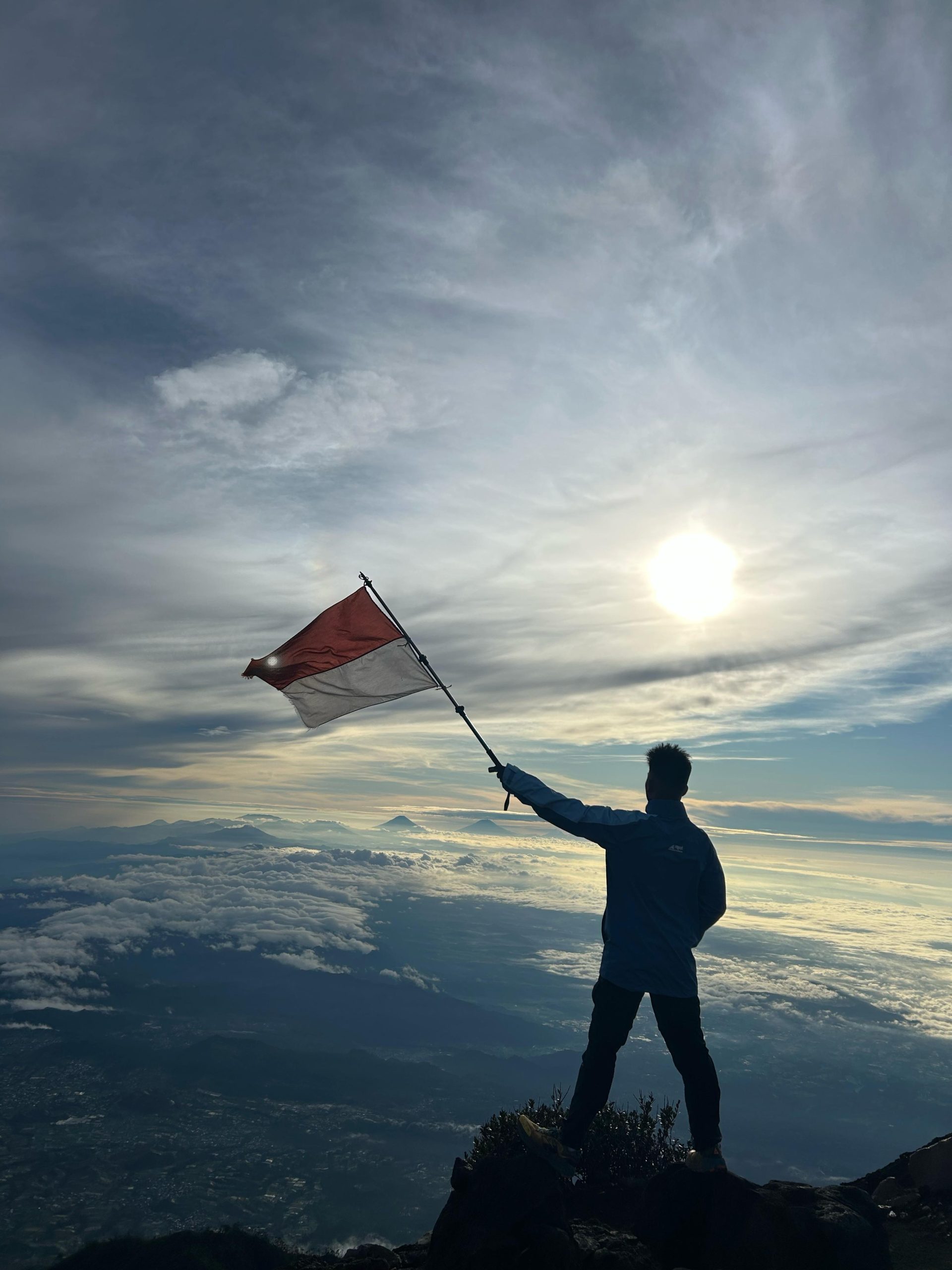 Wisata Alam Pegunungan Puncak Slamet Alera Adventure Wisata Alam Pegunungan Cerah Slamet Alera Adventure