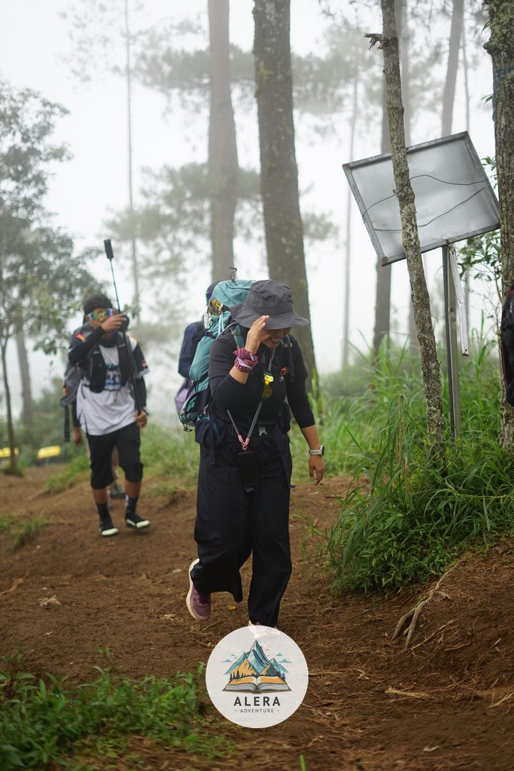 Tektok Gunung Merbabu Via Wekas Tektok Gunung Merbabu Via Wekas - Alera Adventure