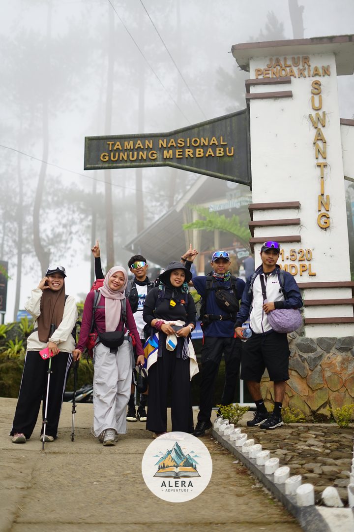 Persiapan Pendakian Merbabu Persiapan Tektok Gunung Merbabu Via Cuntel - Alera Adventure