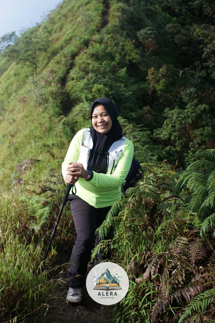 sabana-gunung-bismo-via-pulosari-alera-adventure Pemandangan sabana hijau Gunung Bismo Via Pulosari Alera Adventure